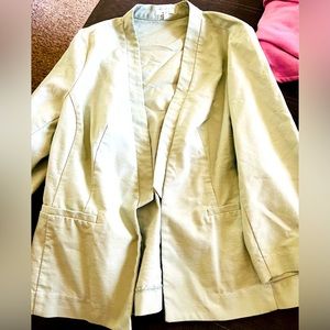 Maurice’s Mint Blazer. Size 1